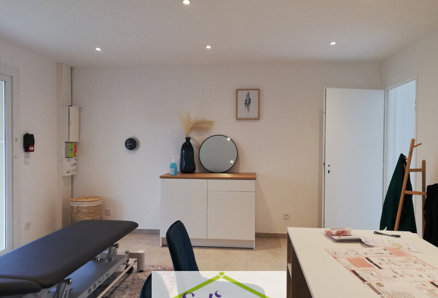 Bureau — photo 1