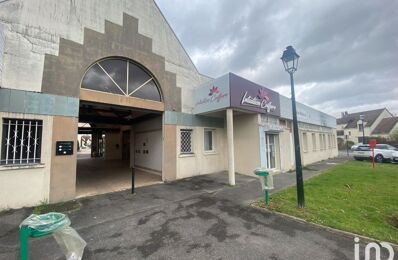 immeuble  pièces 380 m2 à vendre à Croissy-Beaubourg (77183)