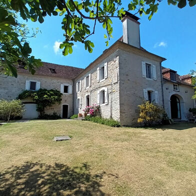 Maison 7 pièces 499000 €