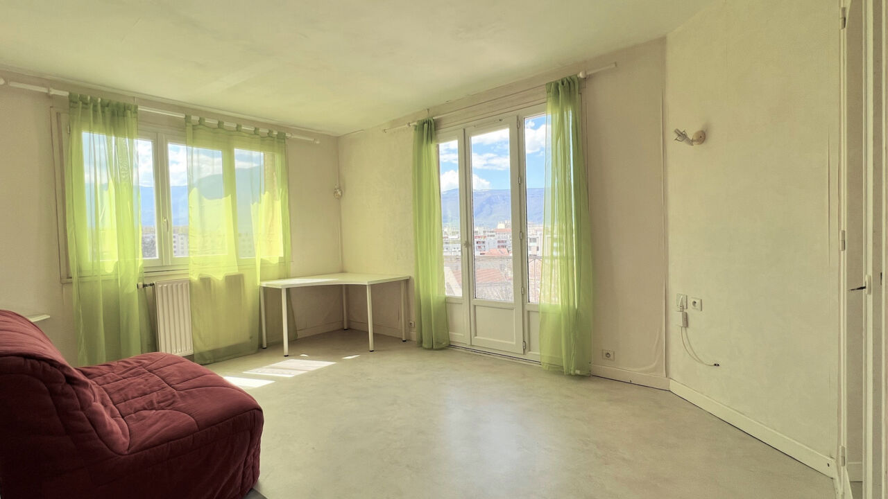 appartement 2 pièces 48 m2 à vendre à Saint-Martin-d'Hères (38400)
