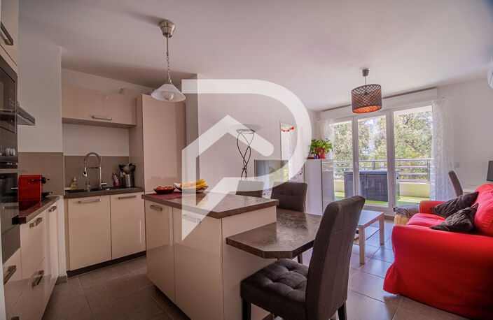 Magnifique T2 récent avec terrasse 22m2 au calme absolu ! — photo 5