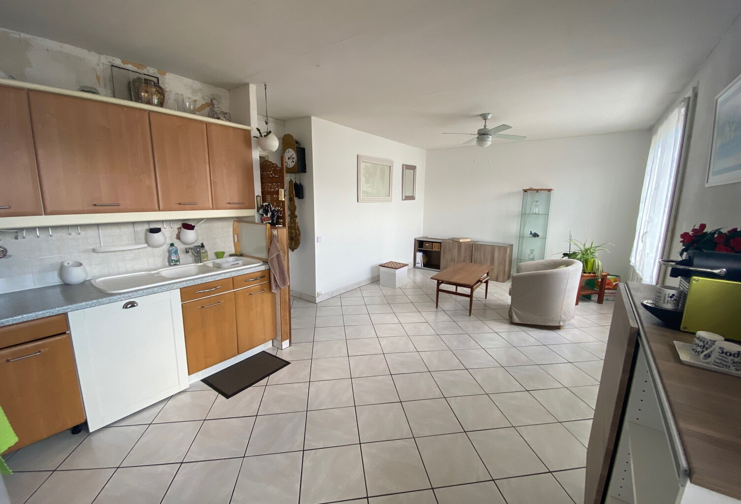 Au dernier étage ideal investisseur ou 1er achat — photo 1