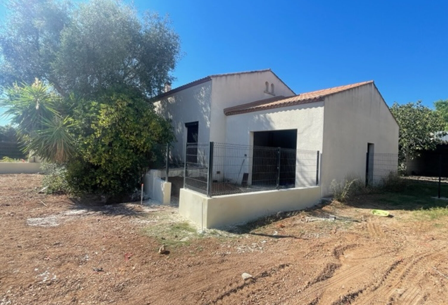 FRONTIGNAN villa à Rénover sur 355m2 — photo 1