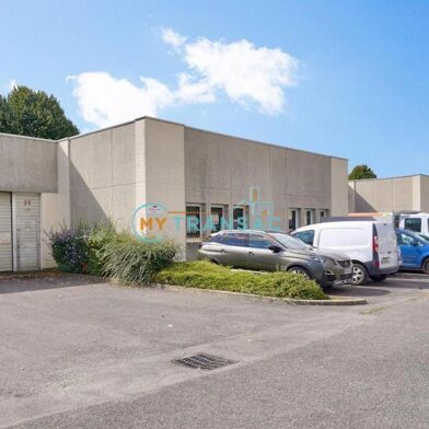 Local industriel  3465 €