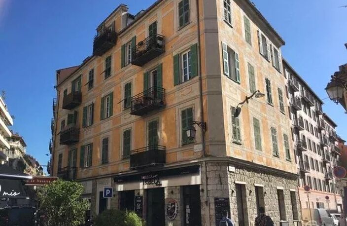 NICE - PLACE DU PIN — photo 4