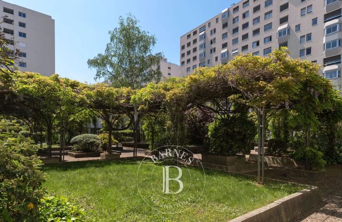 Lyon 6 - Foch - Appartement de 76,16 m² - 2 chambres - Balcon côté jardin — photo 2