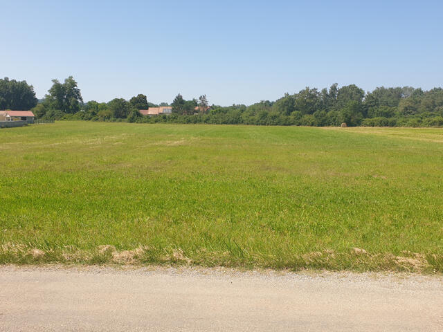 Terrain proposé à Trept