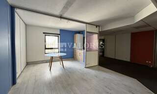 Bureau  458 m² à louer à Villeurbanne (69100)