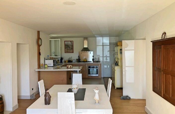 Vente maison 6 pièces 205 m² Amorots-Succos (64120) — photo 4