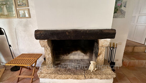 Maison de Village  6 pièces  à vendre Châteaudouble 83300