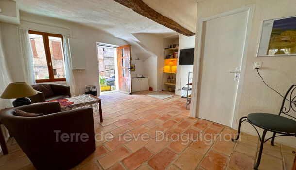 Maison de Village  6 pièces  à vendre Châteaudouble 83300