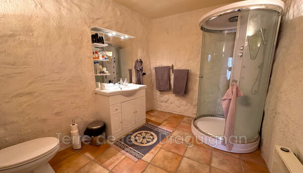 Maison de Village  6 pièces  à vendre Châteaudouble 83300