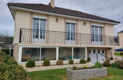 vente maison 152 817 € à proximité de Saint-Aignan-sur-Roë (53390)