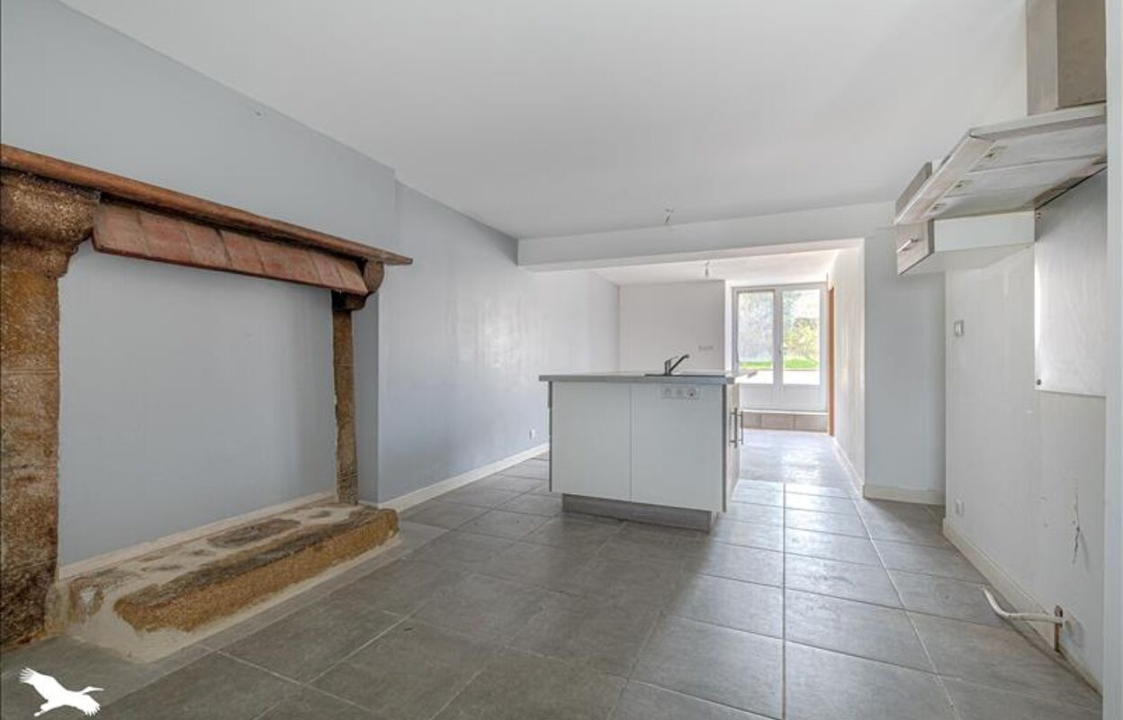 maison 6 pièces 210 m2 à vendre à Oradour-sur-Glane (87520)