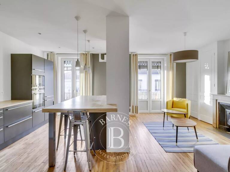 Lyon 6 - Brotteaux - Appartement meublé et rénové de 63 m² avec Balcon - 1 Bureau  - 1 Chambre — photo 1