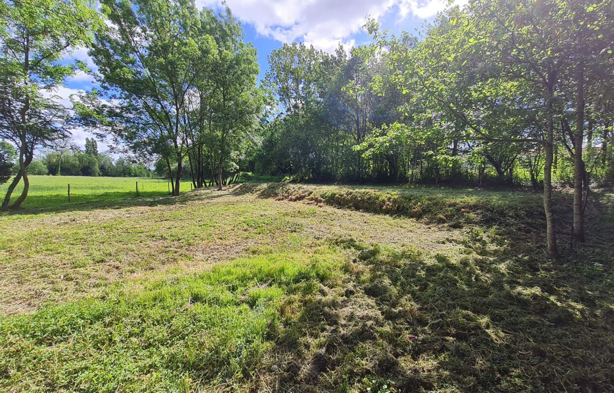 terrain  pièces 595 m2 à vendre à Moutiers-sur-le-Lay (85320)