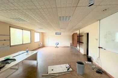 Commerce  450000 €