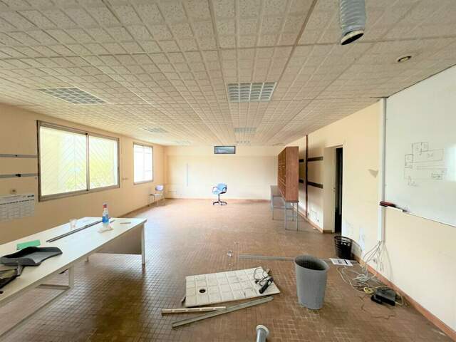 à VENDRE — photo du bien