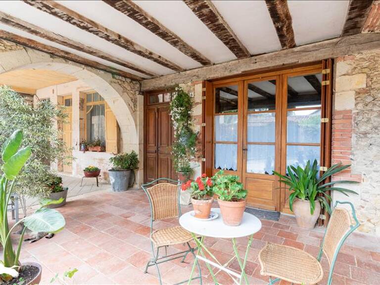 Maison de ville de 5 pièces principales — photo 1