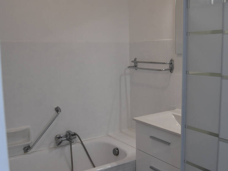 CANNES CENTRE BANANE T2 DERNIERE ETAGE 42M2 TERRASSE 14M2 VU — photo 1