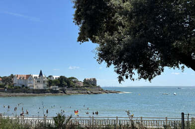 Appartement 2 pièces 1365 €