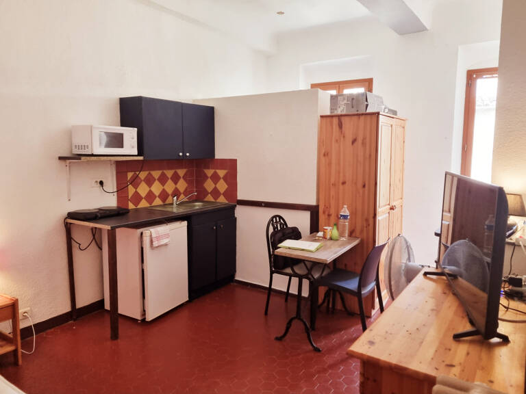 Draguignan spécial investisseurs bel immeuble composé de 14 — photo 1