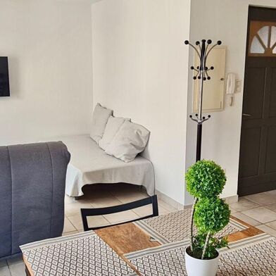 Appartement 3 pièces 232000 €