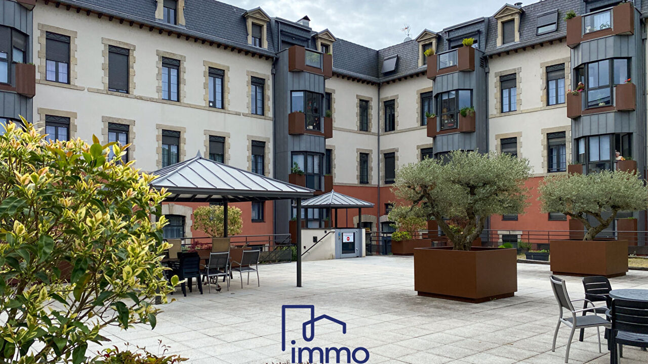 appartement 3 pièces 118 m2 à vendre à Villefranche-de-Rouergue (12200)