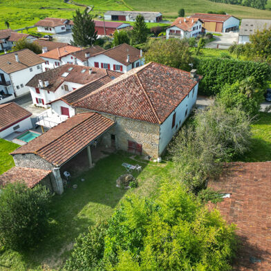 Maison 7 pièces 180000 €