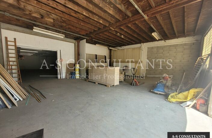 LOCAL D'ACTIVITE A VENDRE — photo 3