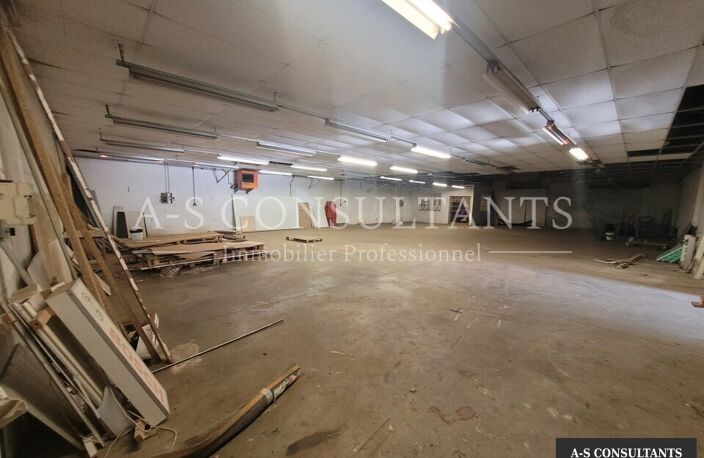 LOCAL D'ACTIVITE A VENDRE — photo 5
