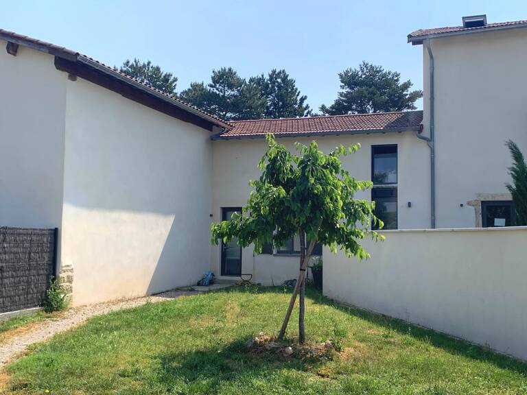 Maison mitoyenne entièrement rénové — photo 1