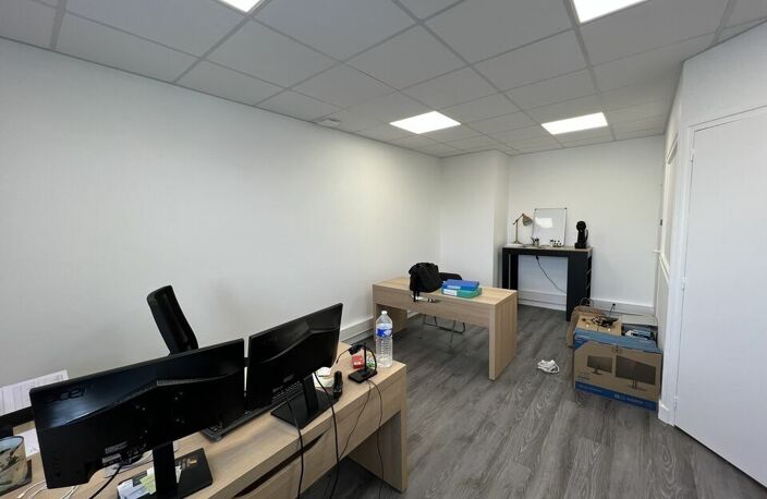 Bureau individuel à LOUER — photo 2