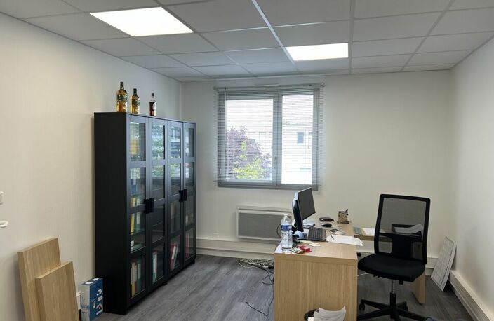 Bureau individuel à LOUER — photo 3