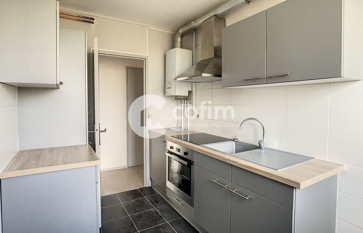 appartement 3 pièces 68 m2 à vendre à Mourenx (64150)