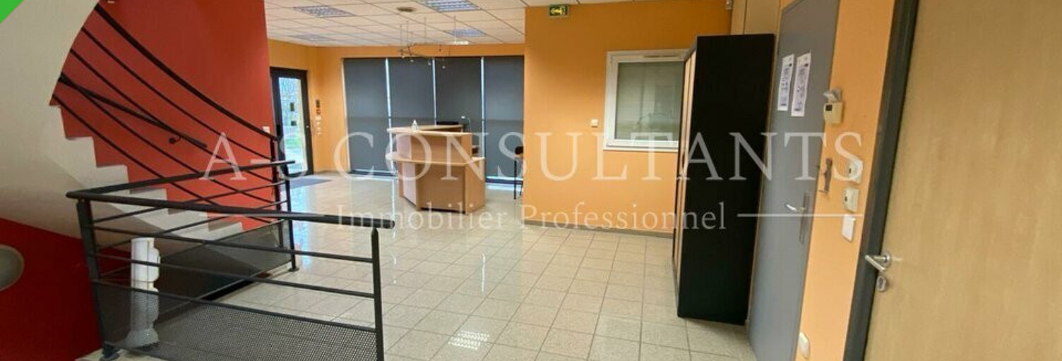 Bureau  170 m² à louer à Chabeuil (26120)