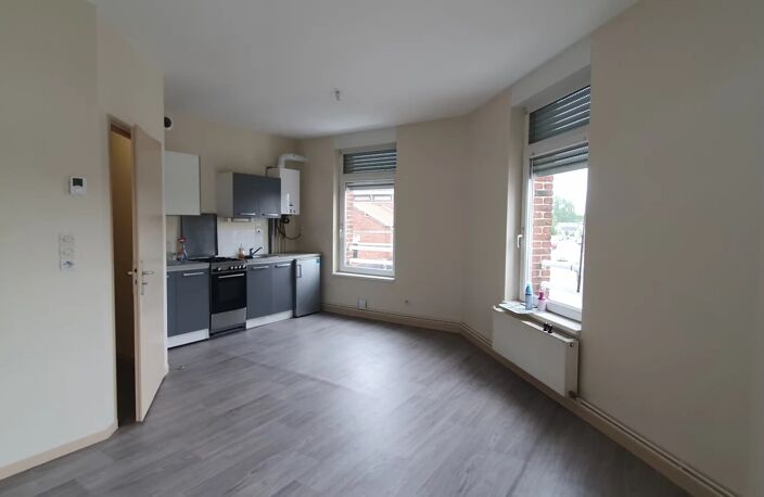 Bien vendu : Appartement  Fourmies (59610) — photo 2