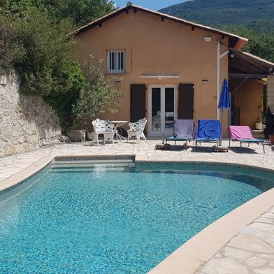 Maison 4 pièces 562000 €