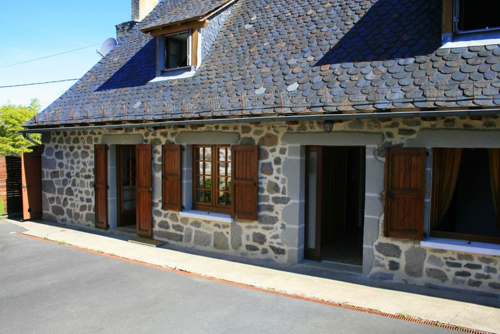 Vente Maison 120 m² à Jou-sous-Monjou 130 000 €