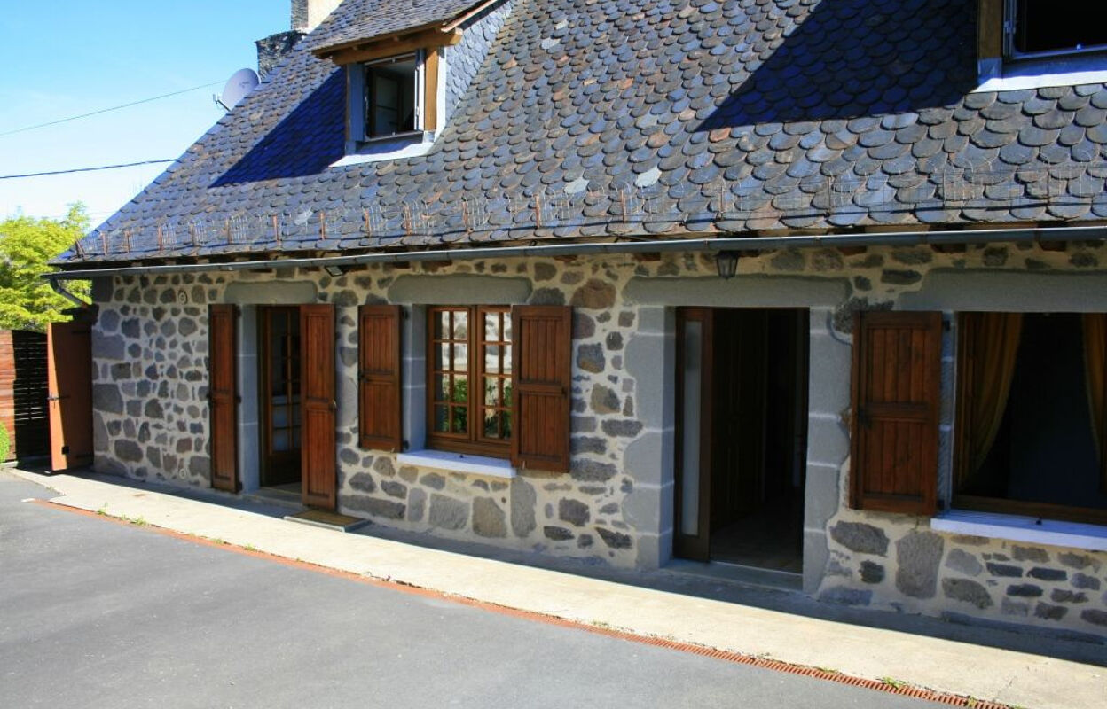 maison 5 pièces 120 m2 à vendre à Jou-sous-Monjou (15800)