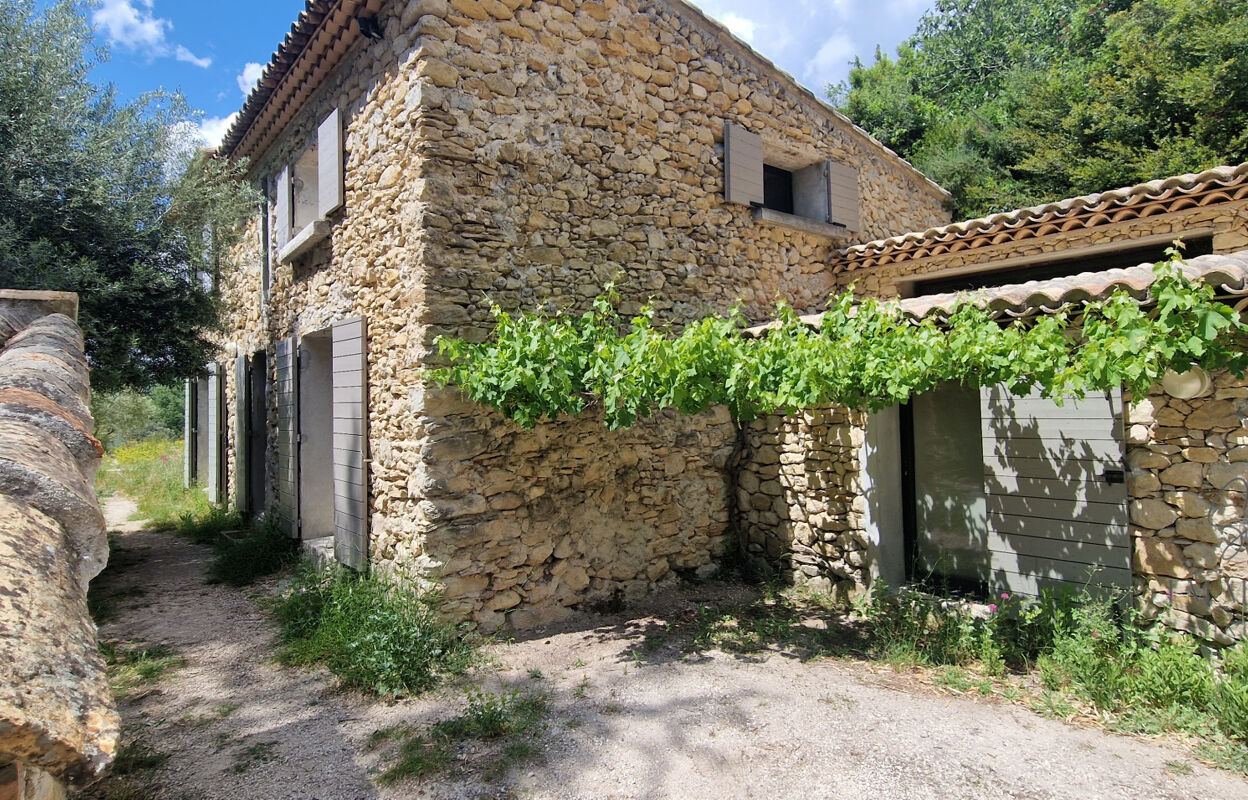 maison 5 pièces 137 m2 à vendre à Le Castellet (83330)