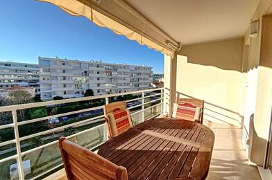 Appartement  742000 €