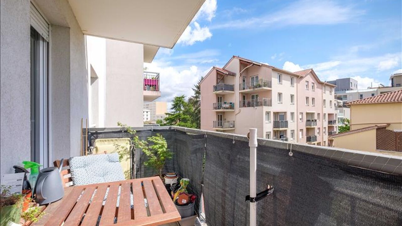 appartement 4 pièces 82 m2 à vendre à Villeurbanne (69100)