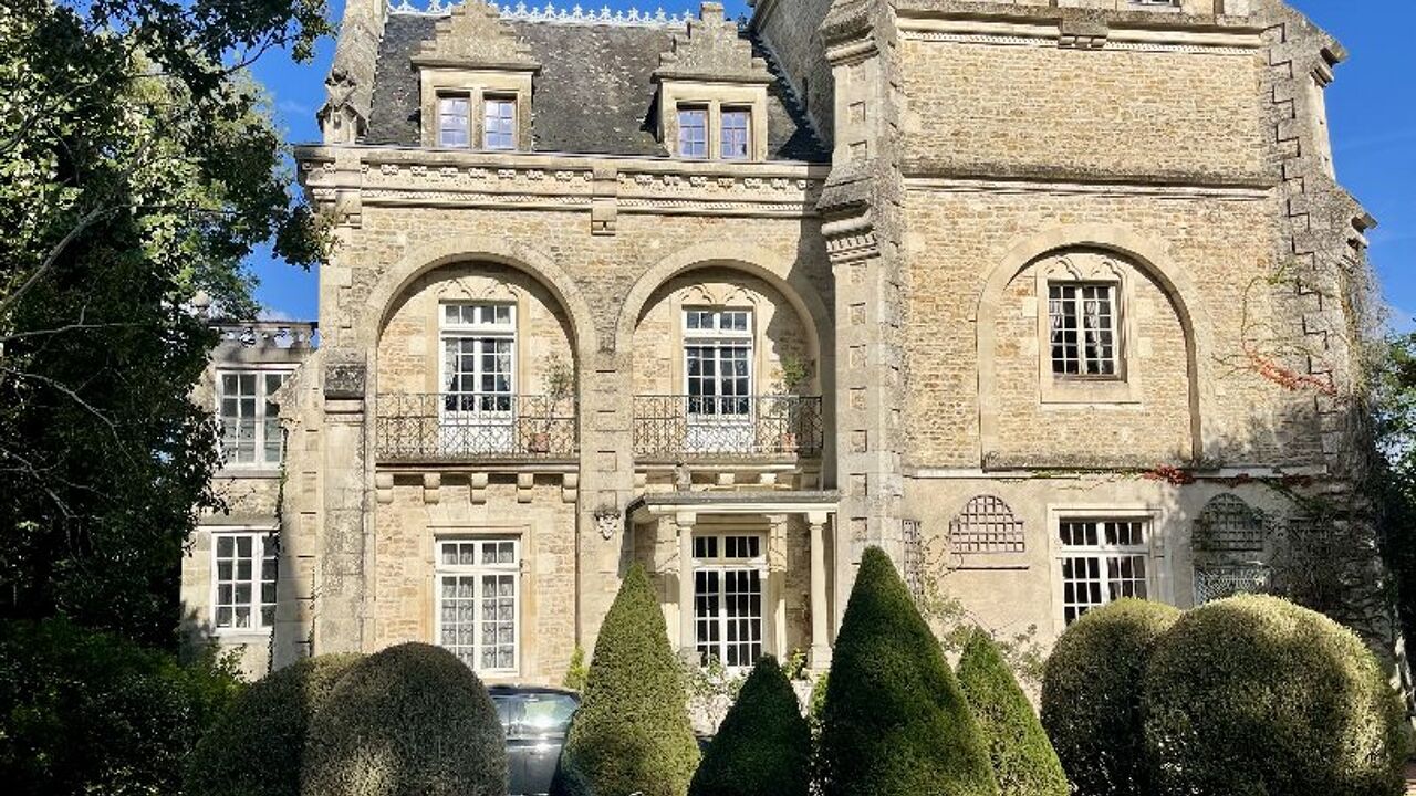 maison 20 pièces 700 m2 à vendre à Niort (79000)