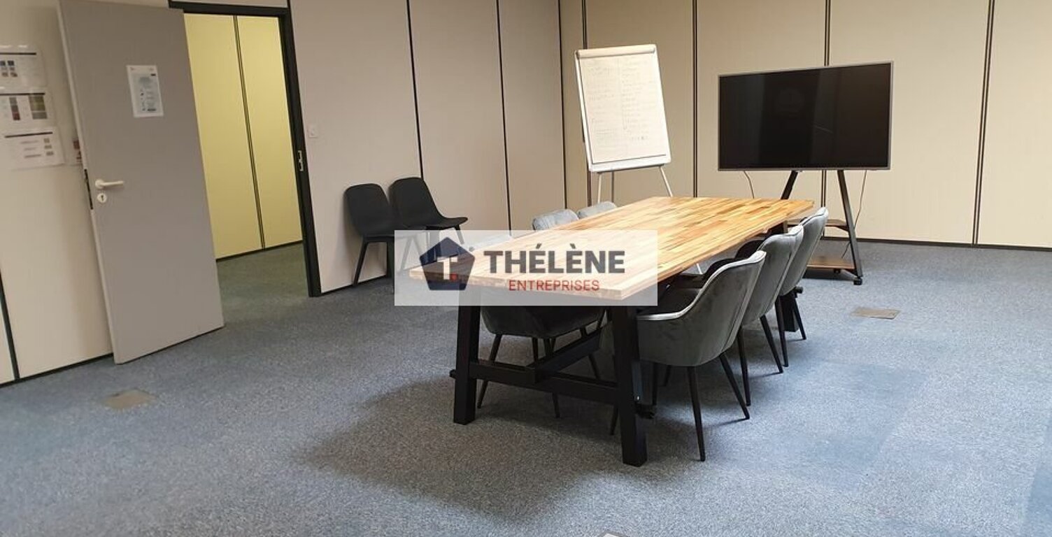 BUREAUX à LOUER — photo 1