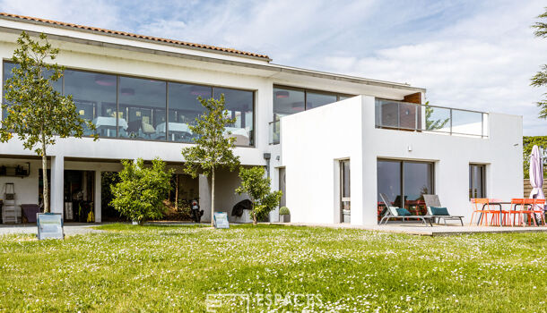 Villa / Maison 9 pièces  à vendre Royan 17200