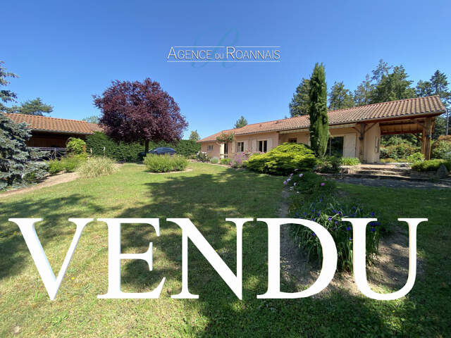 Proche Côte Roannaise, Maison de plain-pied Type 5 sur 1542m — photo du bien