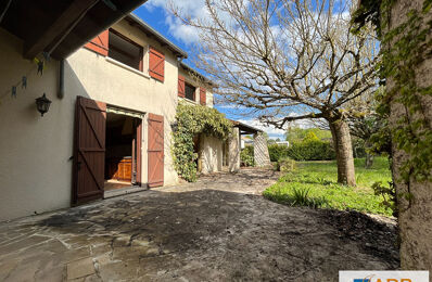 vente maison 249 100 € à proximité de Saint-Julien-l'Ars (86800)