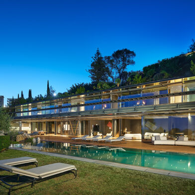 Maison 7 pièces 16000000 €