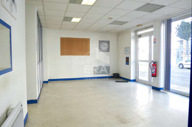 Commerce  124700 €